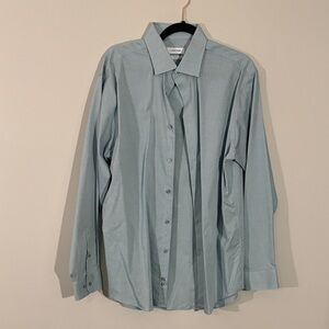 Calvin Klein Men's Light Blue Dress Shirt